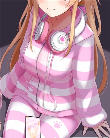 网瘾少女的电玩世界