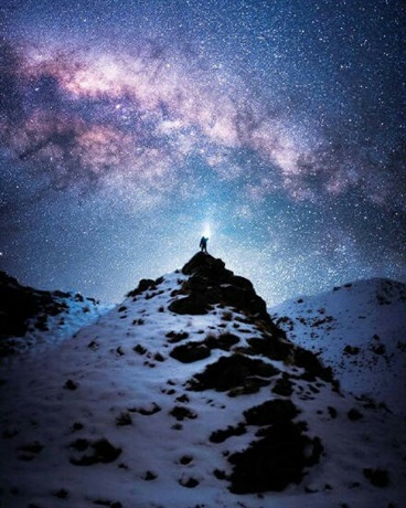 本应是无限延伸的世界