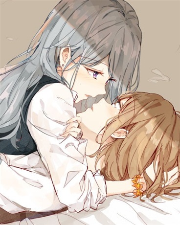 今天的她依旧有点中二