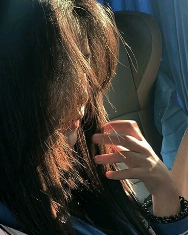 撑伞