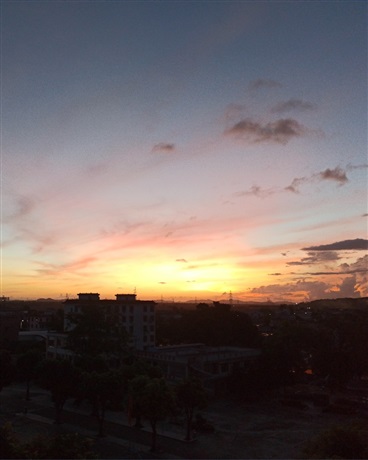 给百般无聊的世界予以降神