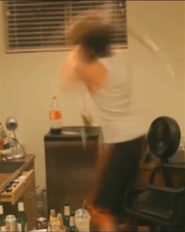 这碧就很离谱，离谱的完美