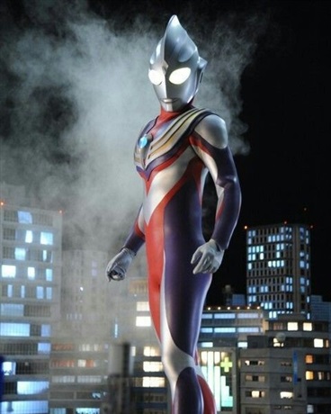 獲得奧特曼力量與假面騎士旅程