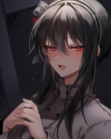 变成史莱姆娘被反派大姐姐们争抢